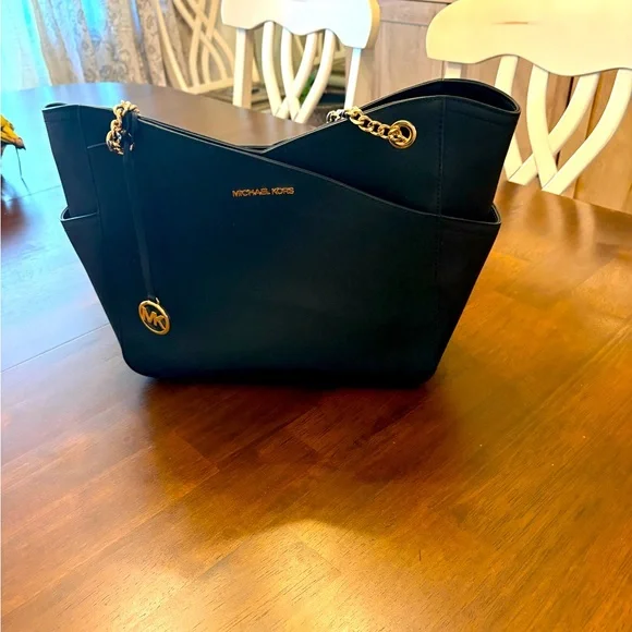 Michael Kors Black Shoulder Bag with Gold Accents - Picture 3 of 7